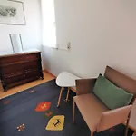 Abc Abc C Apartment *